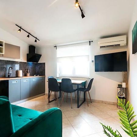 Apartman Smaragd Fažana Екстериор снимка