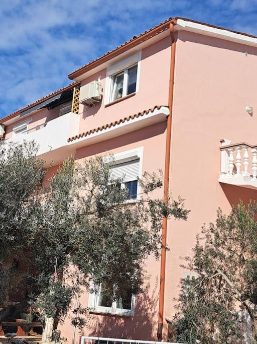 Apartman Smaragd Fažana Екстериор снимка